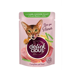 Kawałki z jagnięciną, filetem z kurczaka i fasolką szparagową w galarecie